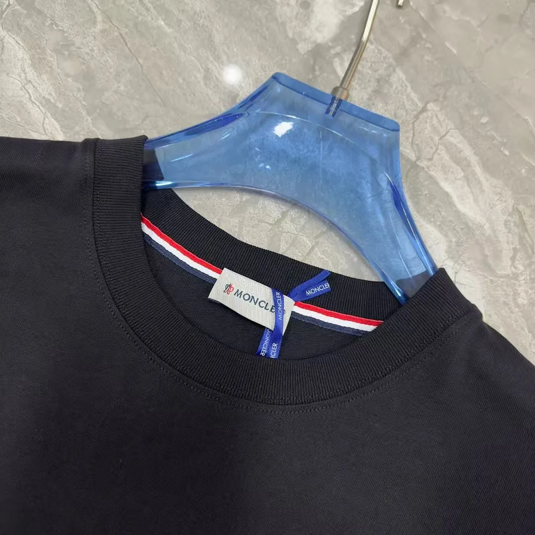P80💰《Moncler~ 》2026New Arrival Quality T , Versatile Quality ！ ‼ 32 250G ‼ ， ， ， ， T 🤪 Sizes：S-M-L-XL-2XL ：Black，White， Same Style